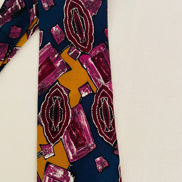 Pierre Balmain Mens Necktie Paris Design of Italian Silk 57 in x 4 in Tie - Picture 3 of 7